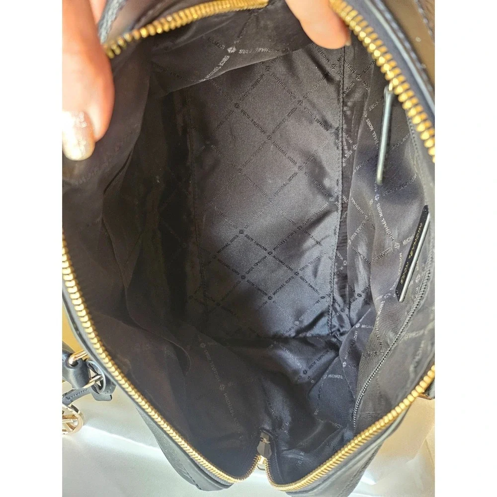 Michael Kors Medium Bedford Black/Gold Pebbled‎ Leather Duffle Satchel Crossbody